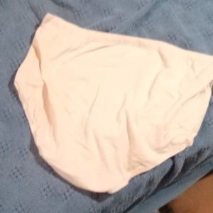 Fruit of the loom size 9 ladies cream color panties, breathable material